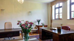 Bardzo przestronna i gustownie urządzenia wnętrze na wynajem lub organizację konferencji