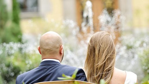 sesja plenerowa Młodej Pary w parku Villi Antonius