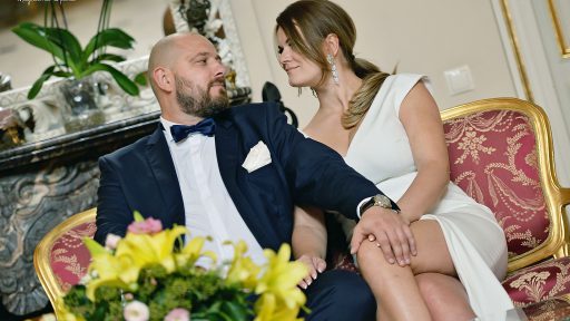 sesja zdjęciowa Młodej Pary w stylowych wnętrzach Villi Antonius